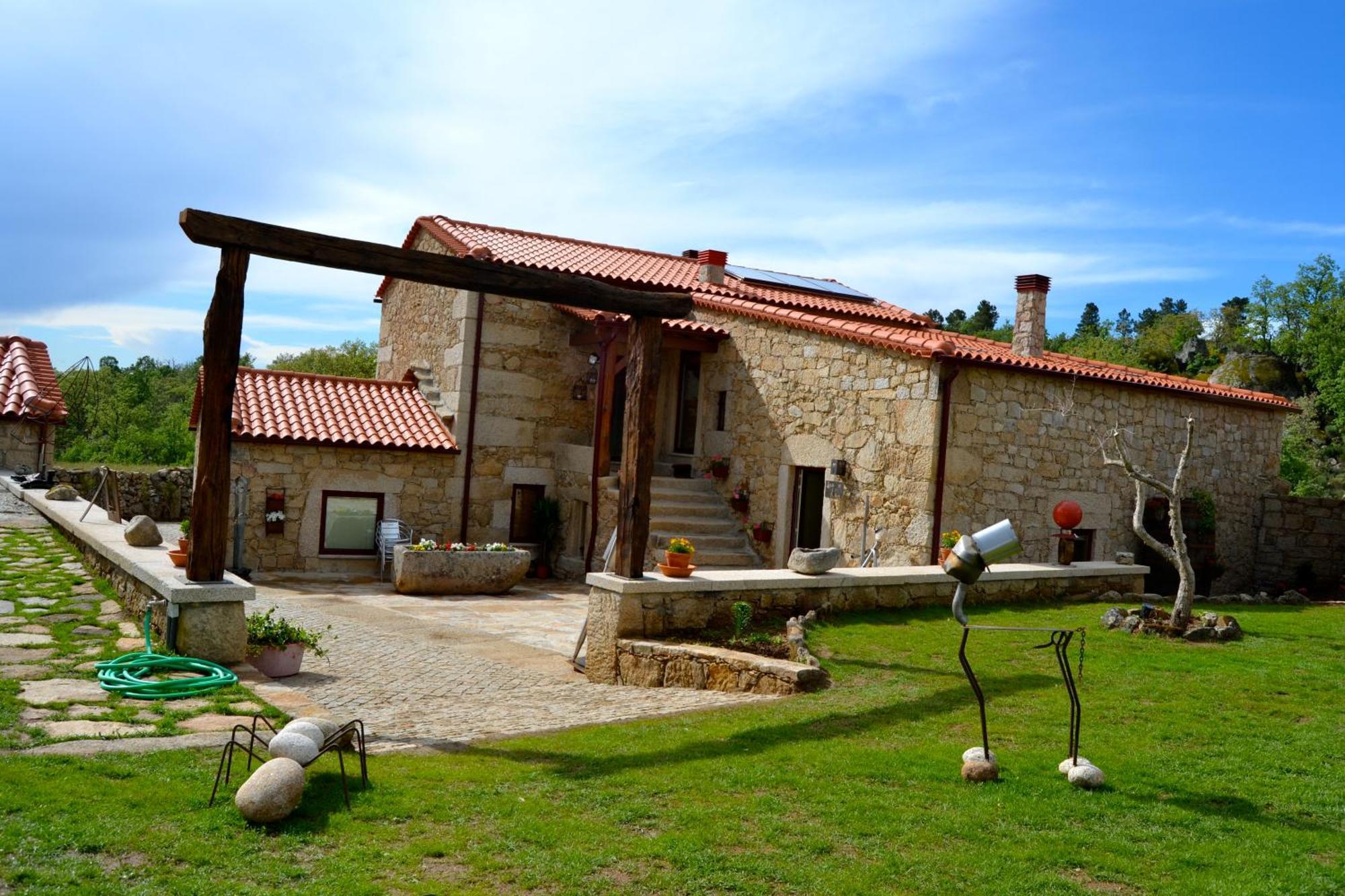 Carya Tallaya - Casas De Campo Vale das Eguas Luaran gambar