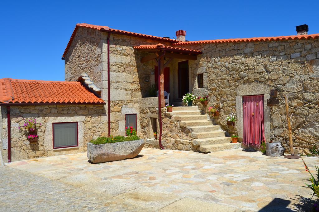 Carya Tallaya - Casas De Campo Vale das Eguas Luaran gambar