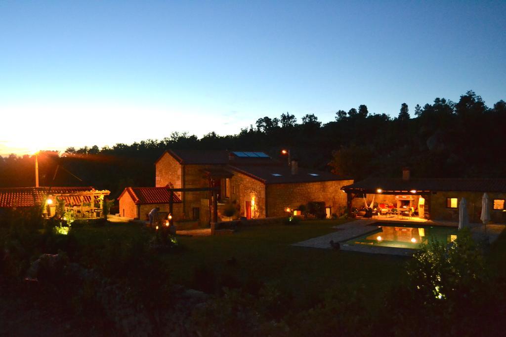 Carya Tallaya - Casas De Campo Vale das Eguas Luaran gambar